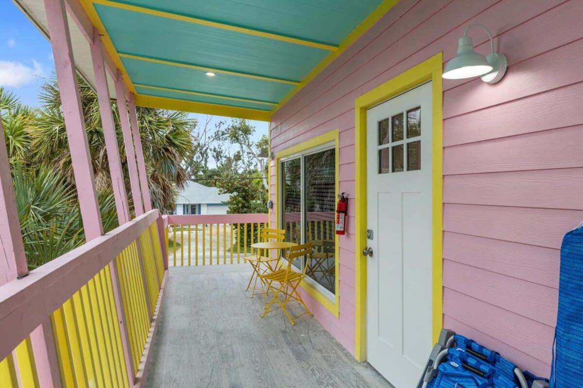 Charming Suite With Balcony And Bikes In Historic Sandpiper Inn Sanibel Exteriér fotografie