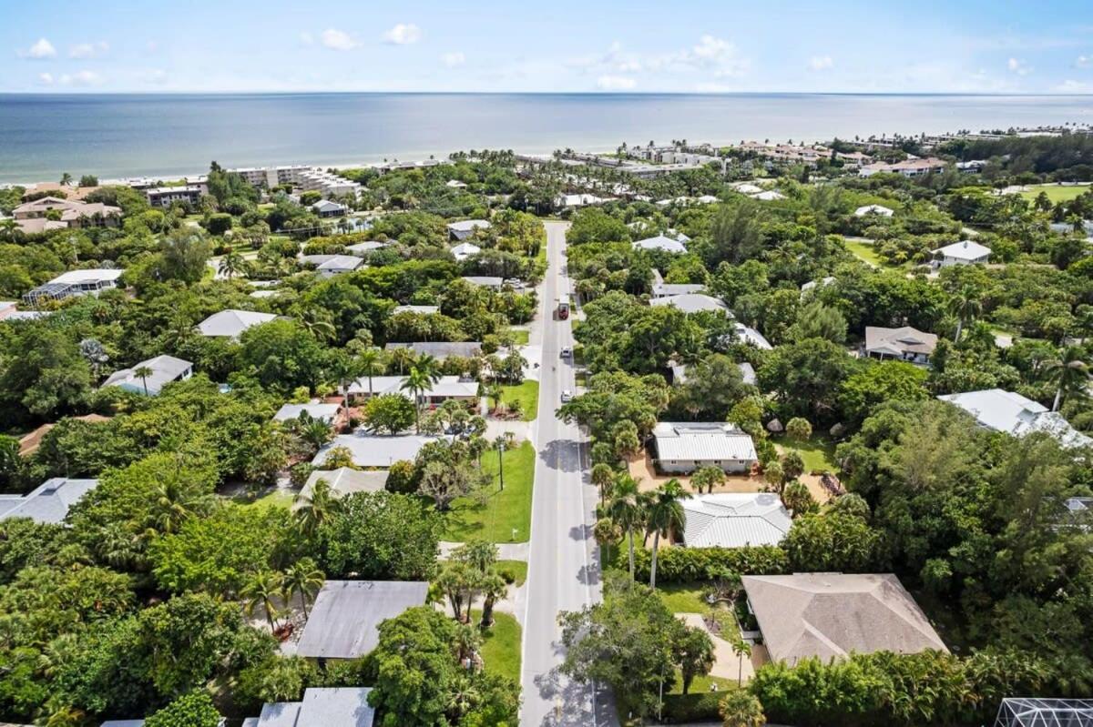 Charming Suite With Balcony And Bikes In Historic Sandpiper Inn Sanibel Exteriér fotografie